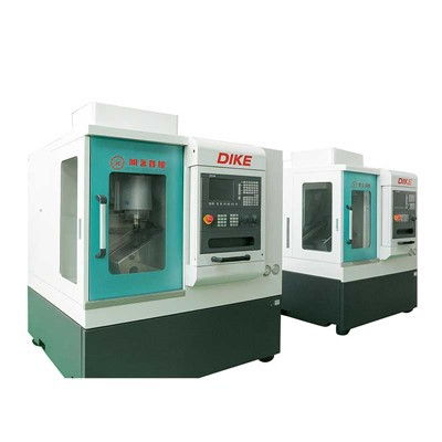 ЦНЦ машина за струг